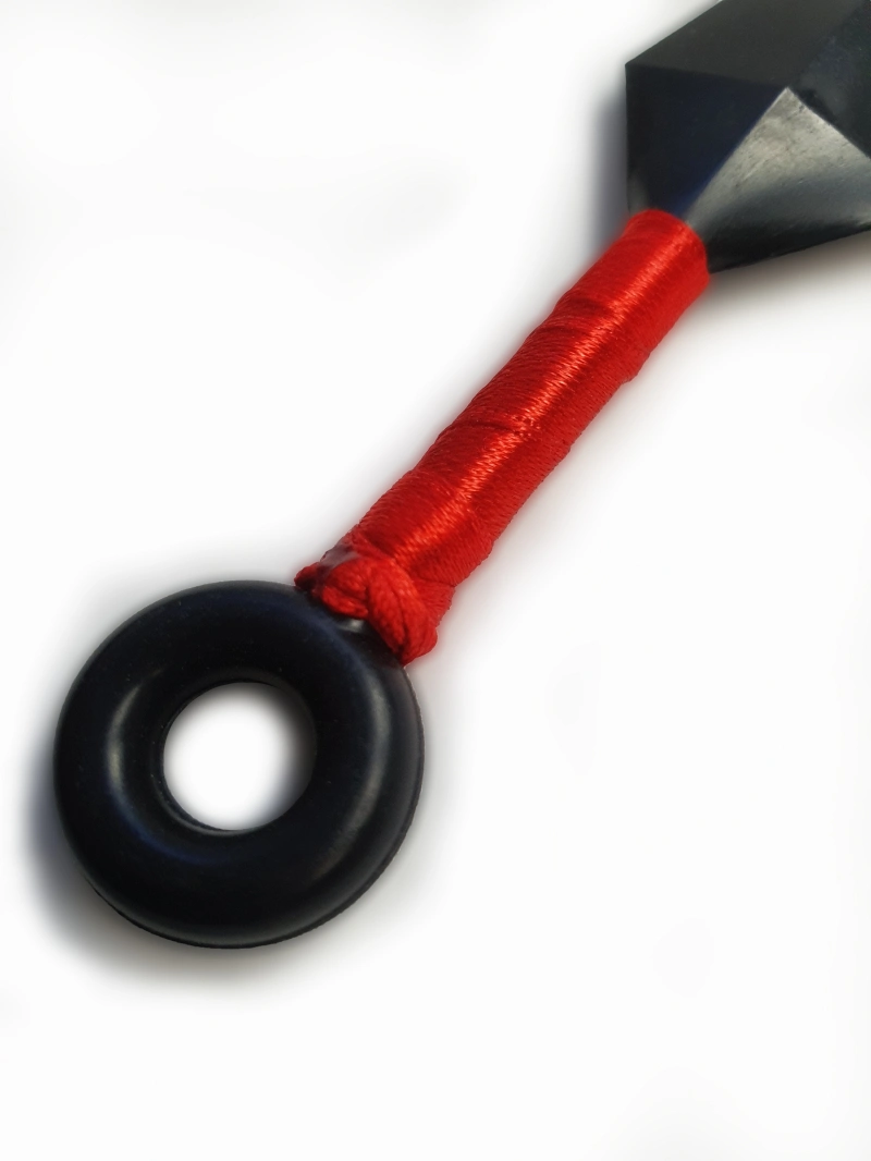 petit kunai plastique rouge