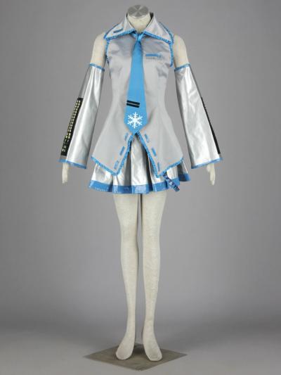 cosplay miku snow