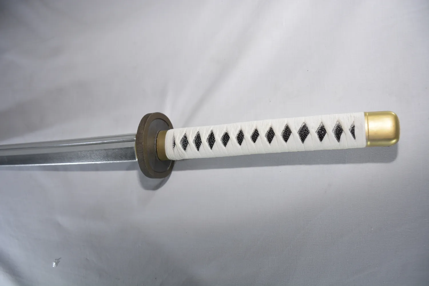 katana wado ichimonji de zoro en mousse