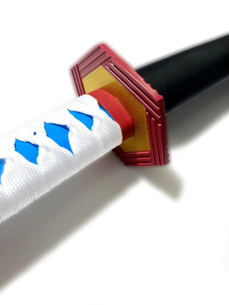 katana de tomioka dans demon slayer v2