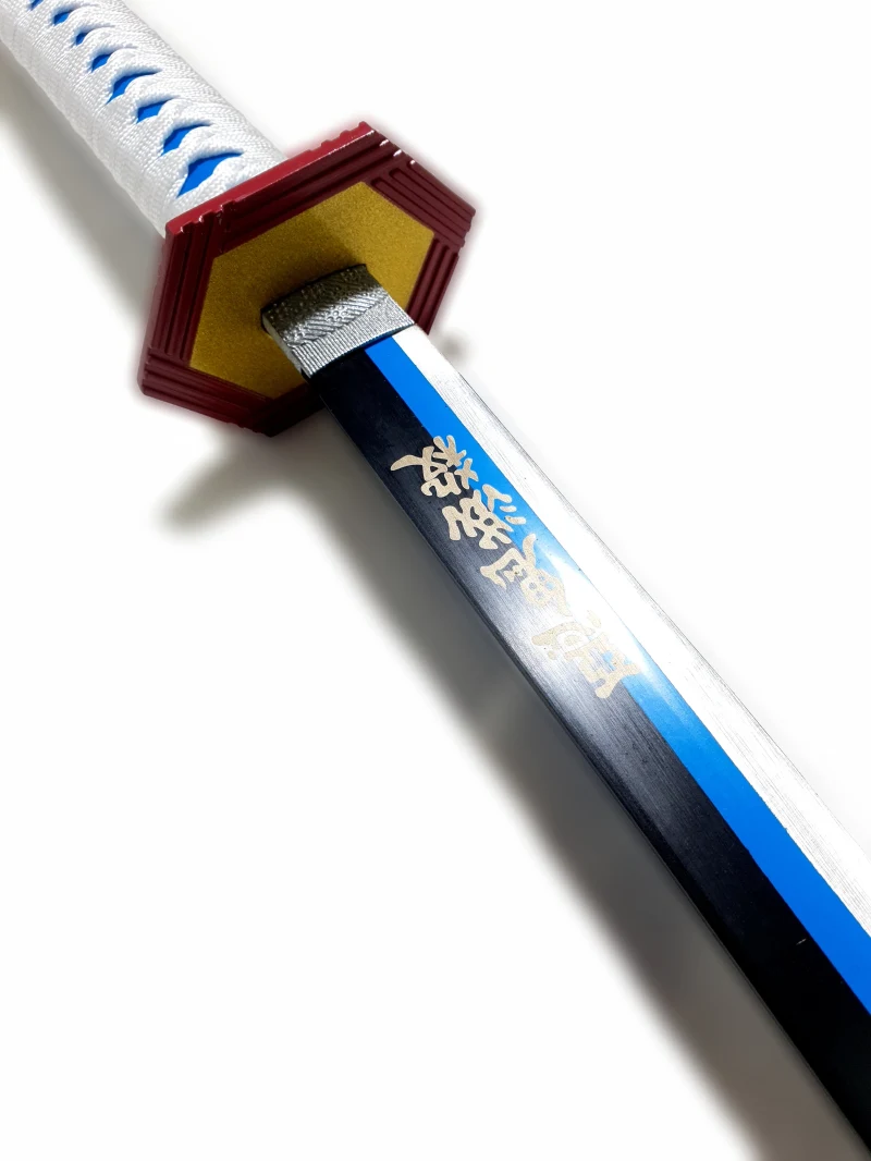 katana de tomioka dans demon slayer v2