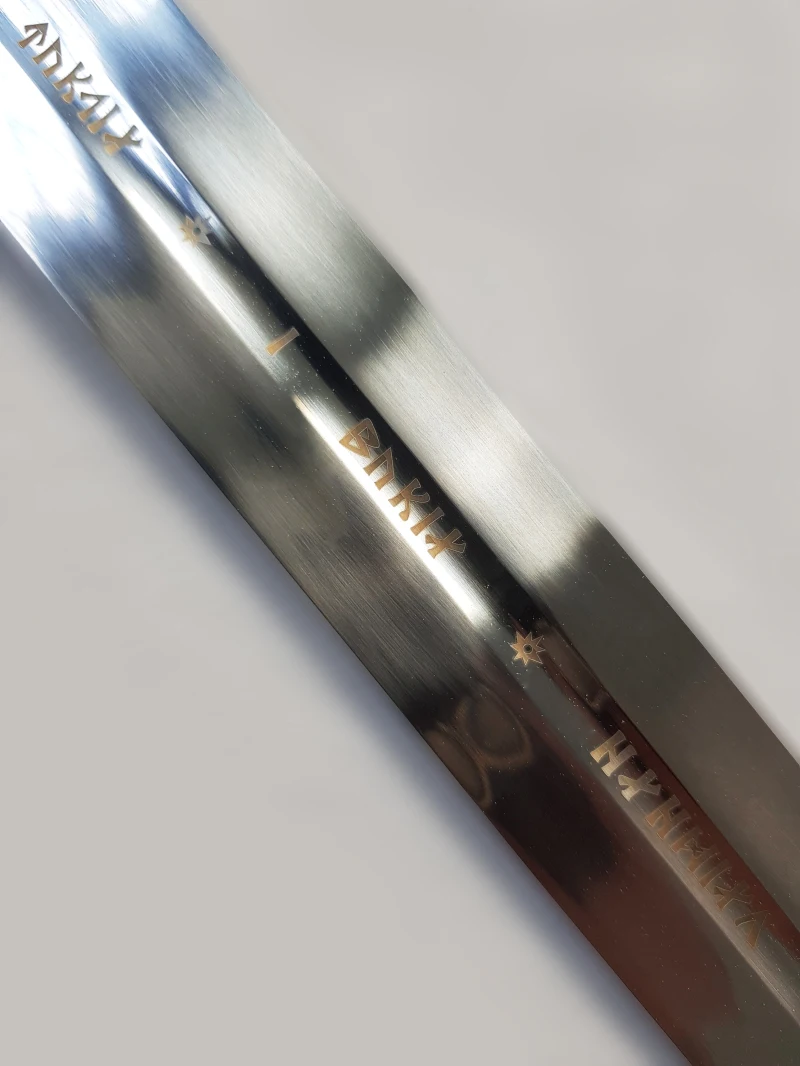 épée aragorn anduril dans le seigneur des anneaux