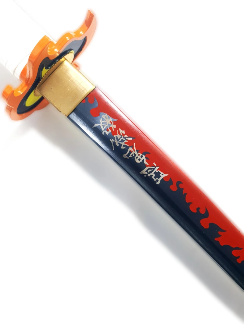 katana de rengoku kyoujurou dans demon slayer lame coupante